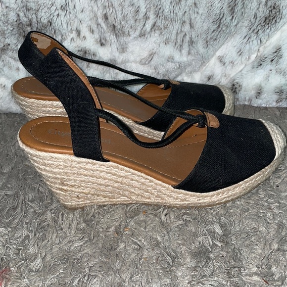 Wedges - Picture 2 of 3